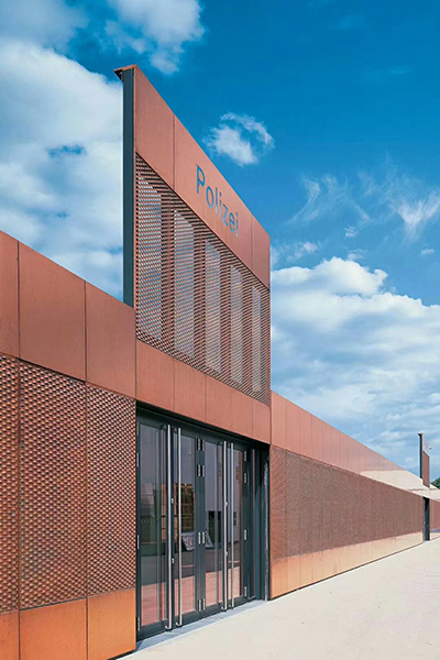 圖5-雕花鋁單板 圖5-雕花鋁單板